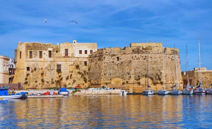castello sul mare