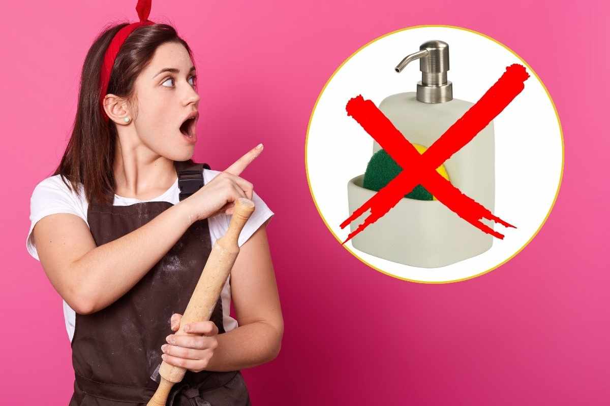 donna con mattarello in mano e sapone piatti